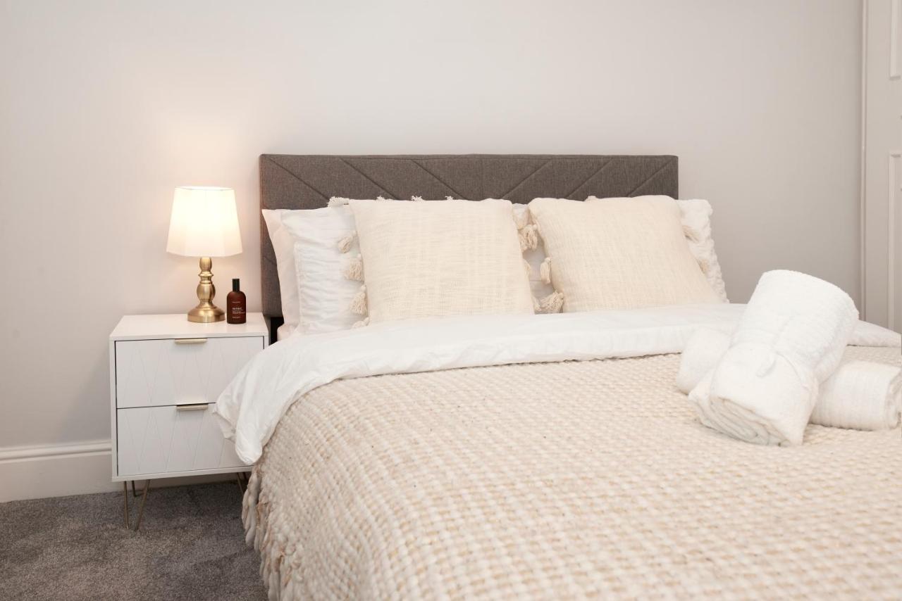 Excellent, Three Bedroom North London Apartment With Free Parking Eksteriør bilde